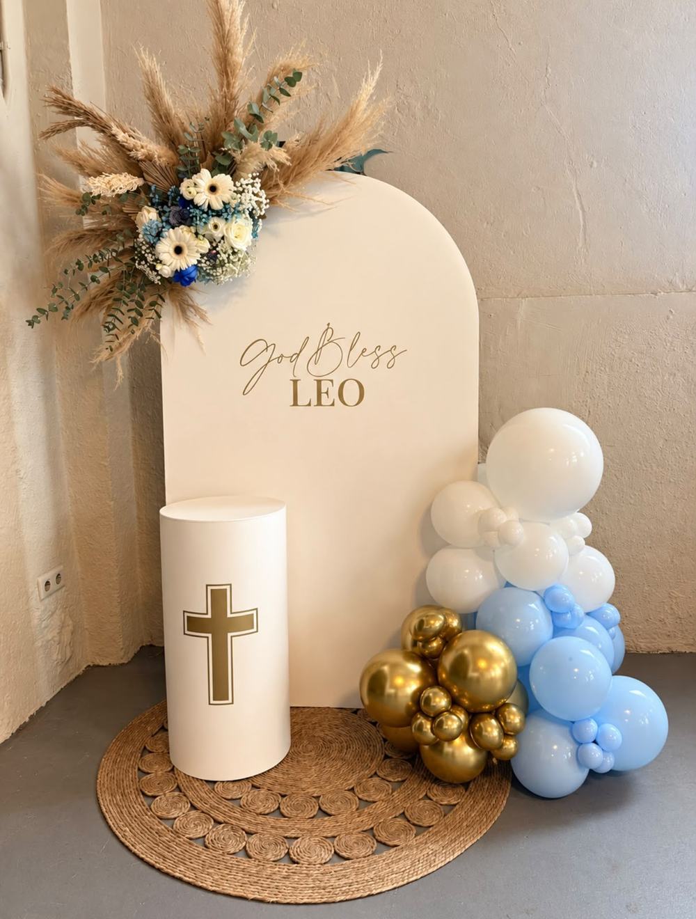 Bautizo de Leo en azul y dorado